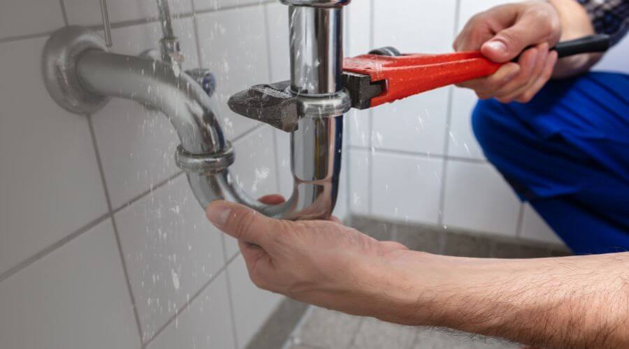 Expert burst pipe repair services in Mendota, VA